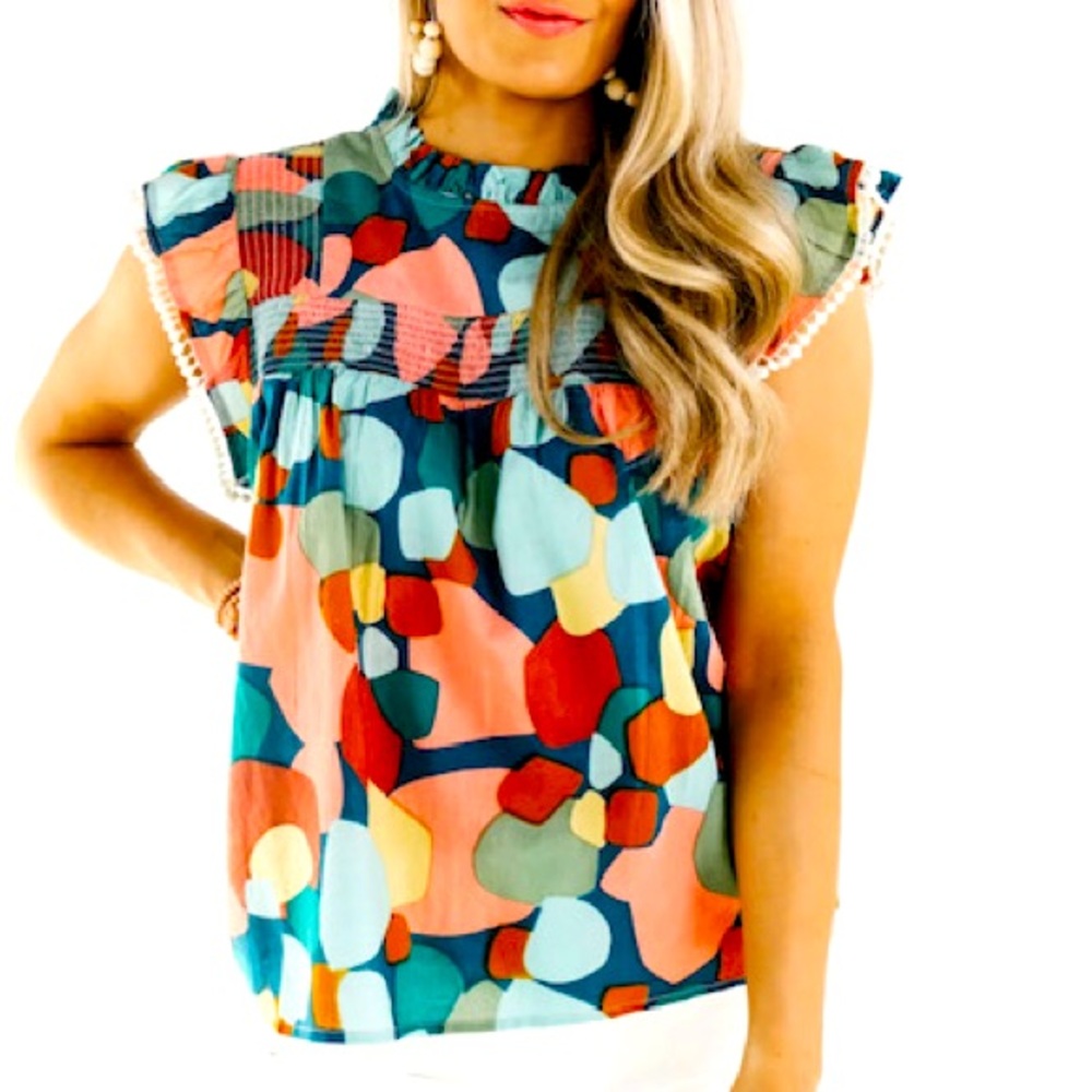 The Gianna Flutter Sleeve Top (Size Small)